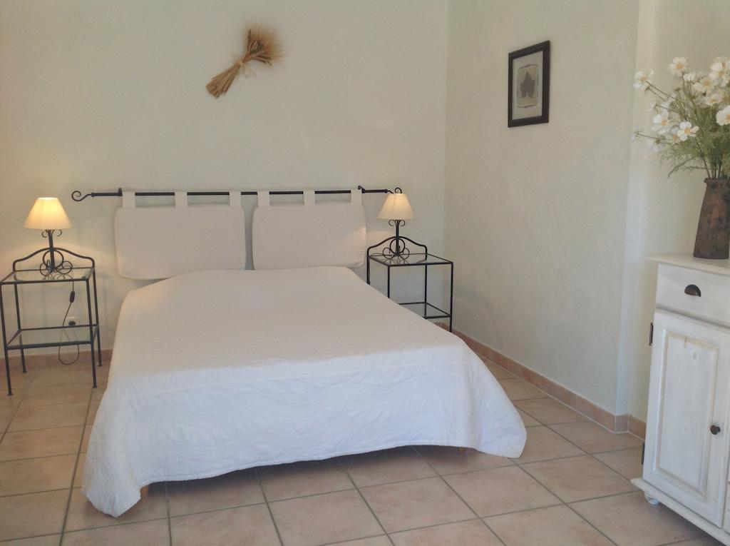 Le Clos Des Cigales Roussillon en Isere
