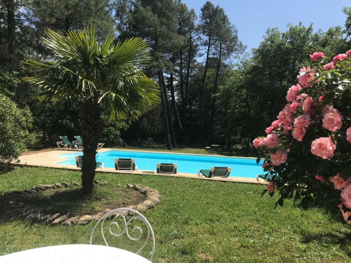 Le Clos Des Cigales Frühstückspension