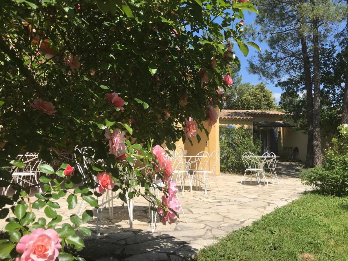 Le Clos Des Cigales 4*